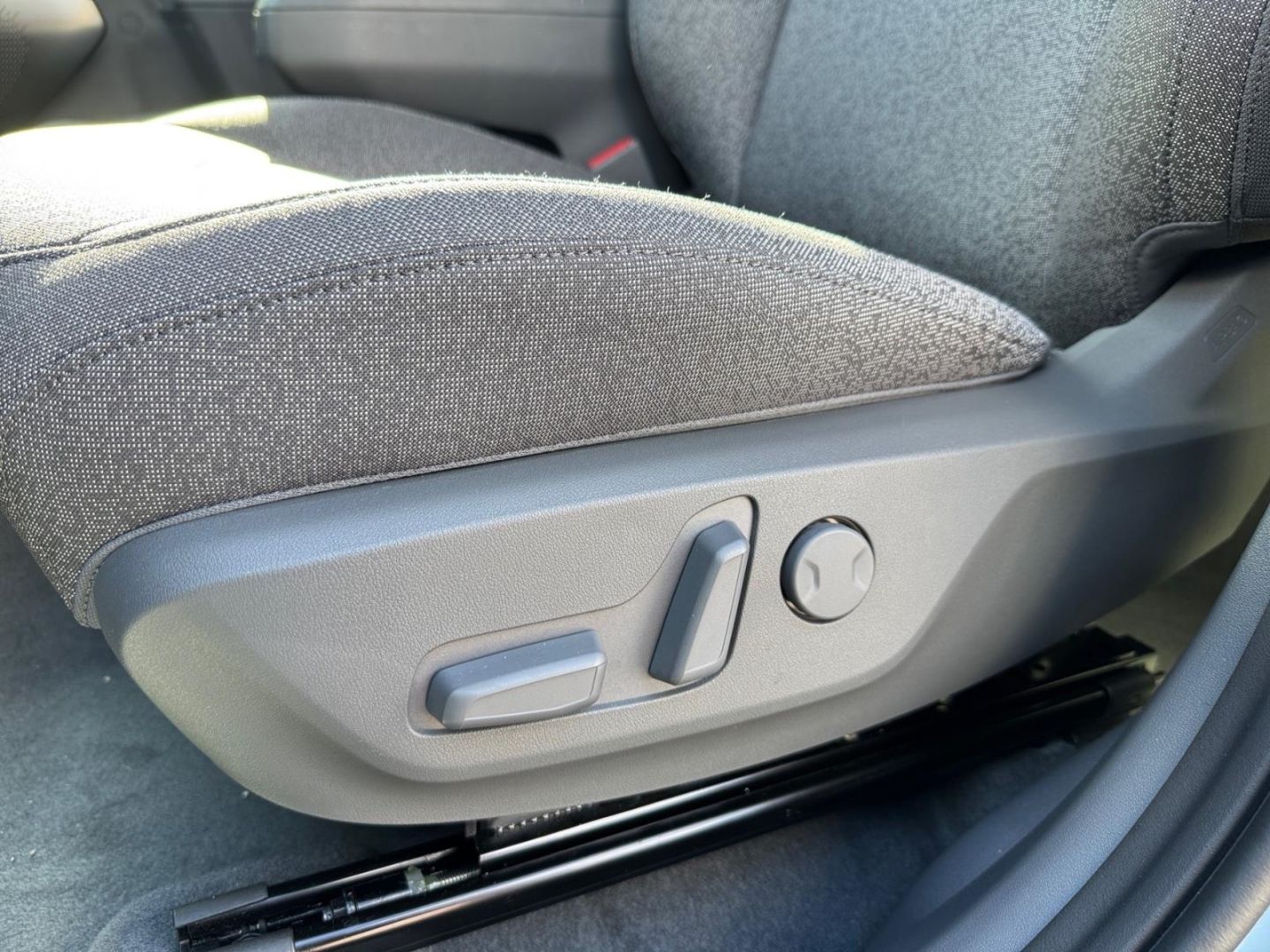 Fahrzeugabbildung Kia EV2 42.2 4S EARTH WIC 22AC TEC DWP DES