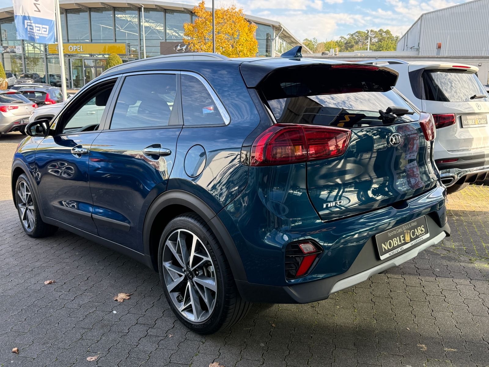 Fahrzeugabbildung Kia Niro Spirit Hybrid HEV AHK LED NAV SHZ