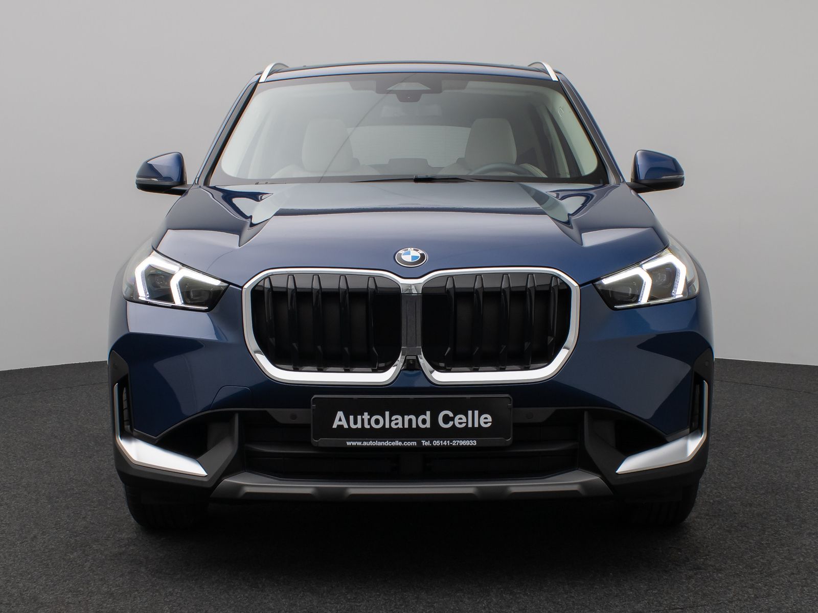 Fahrzeugabbildung BMW X1 xD23i Panorama 360° HUD H/K AHK Komfort Sport