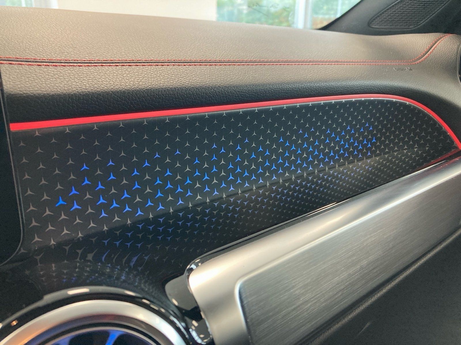 Fahrzeugabbildung Mercedes-Benz EQB 250+ AMG*Distronic*360°*Memory*7-Sitzer*Totw