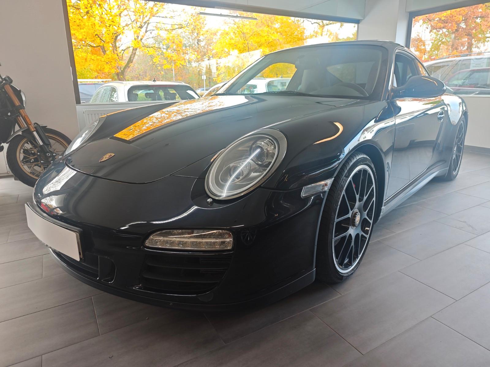 Porsche 997 Carrera 4 GTS Coupe*PCM*PASM*BOSE