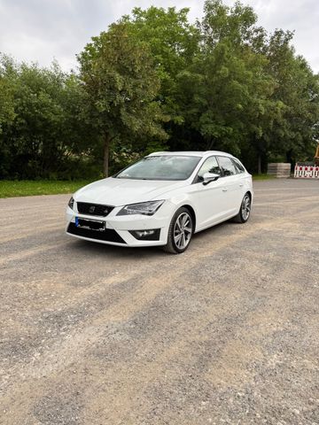 SEAT Leon ST 2.0 TDI 135kW Start&amp;Stop FR FR