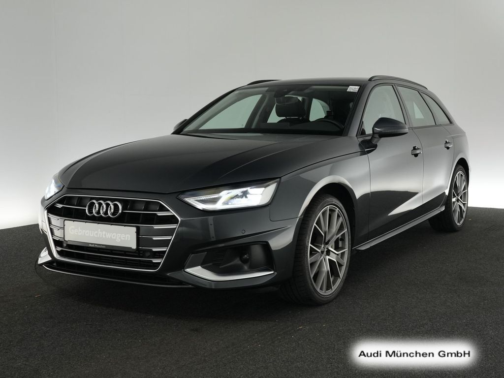 AUDI A4 2023