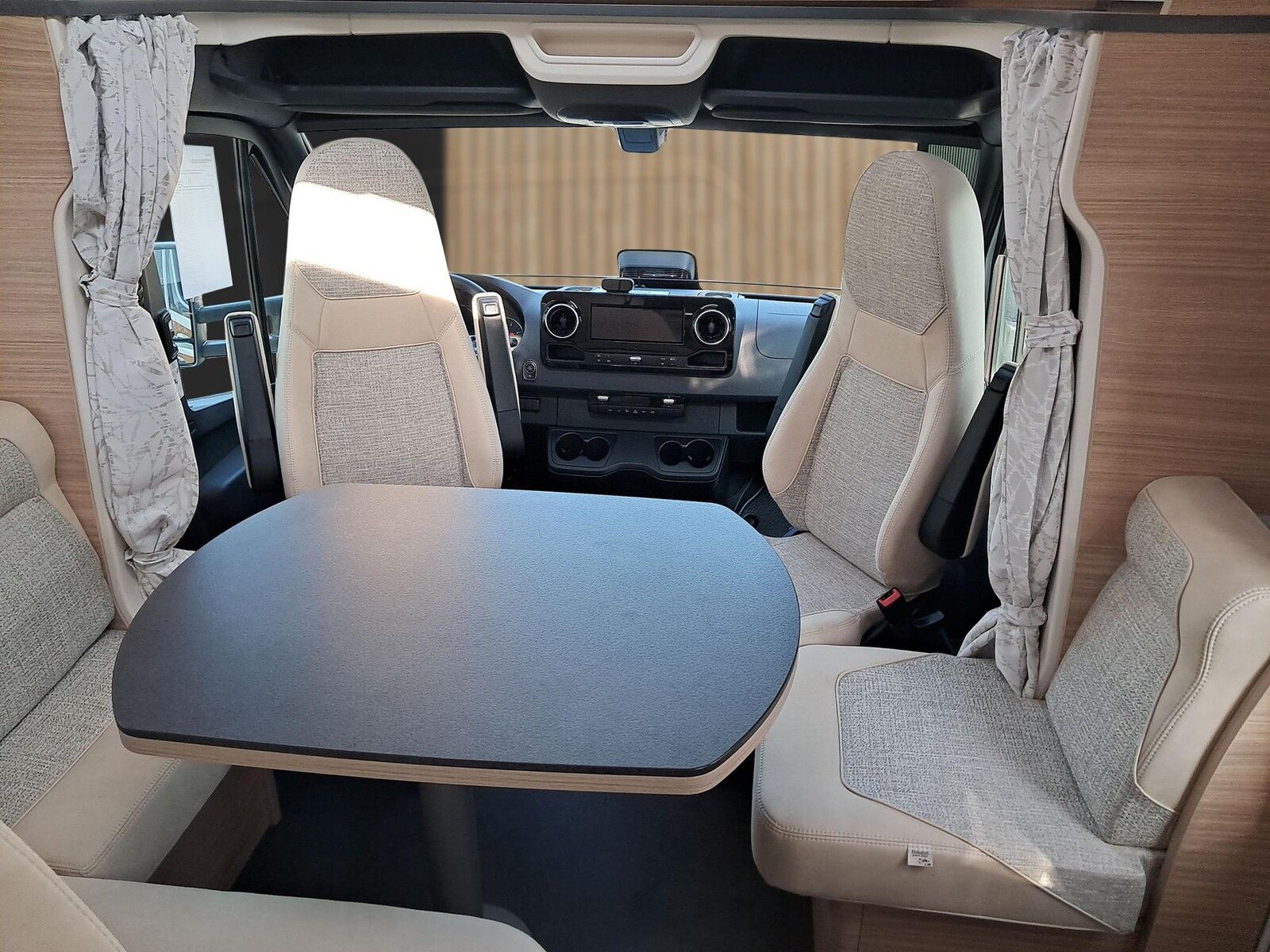 Fahrzeugabbildung Malibu T 430 KB LE comfort Navi, Markise, RFK, TV