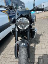 Husqvarna Svartpilen 801 2024 - HUSQVARNA SVARTPILEN 801