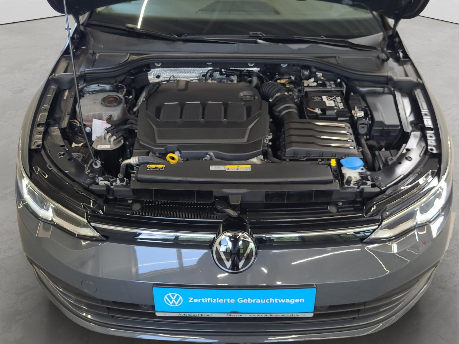 Volkswagen Golf 8 Variant TDI DSG Life LED ACC Navi Kamera
