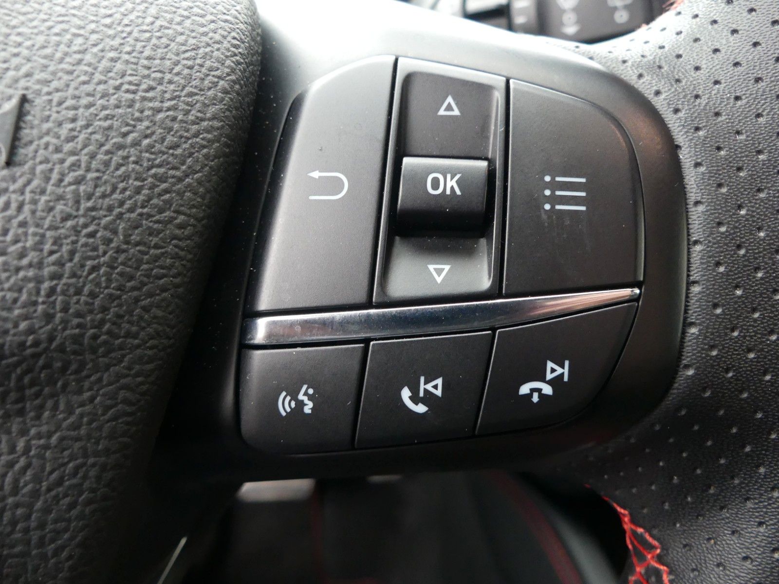 Fahrzeugabbildung Ford Kuga Plug-In Hybrid ST-Line X