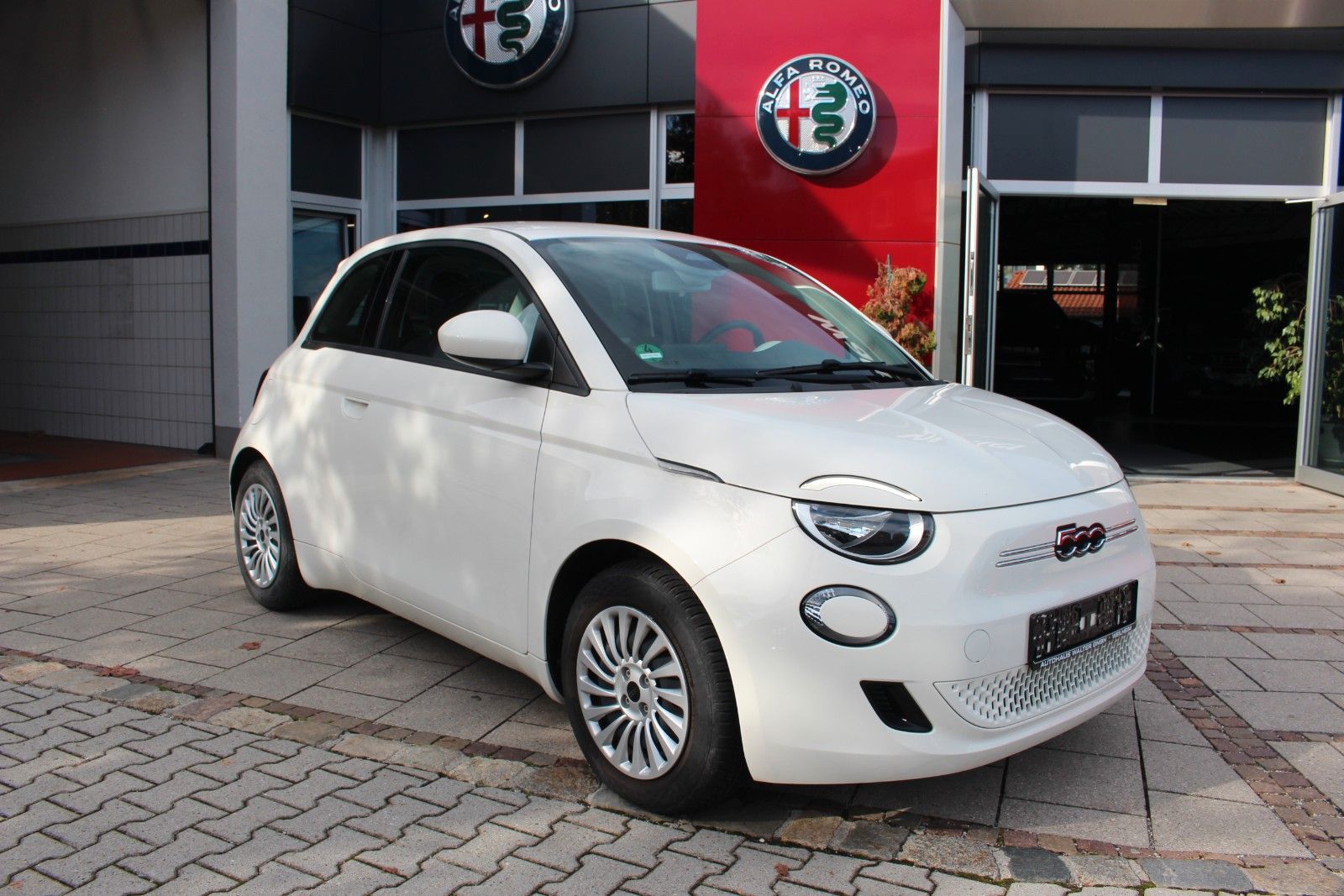 Fiat 500e CARPLAY/SOH 96,5% imagem 3