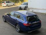 Mercedes-Benz C 220 D Avantgarde LED Comand Kamera AHK Ambient - mit Diesel-Antrieb: Blau, Teilleder, Kombi