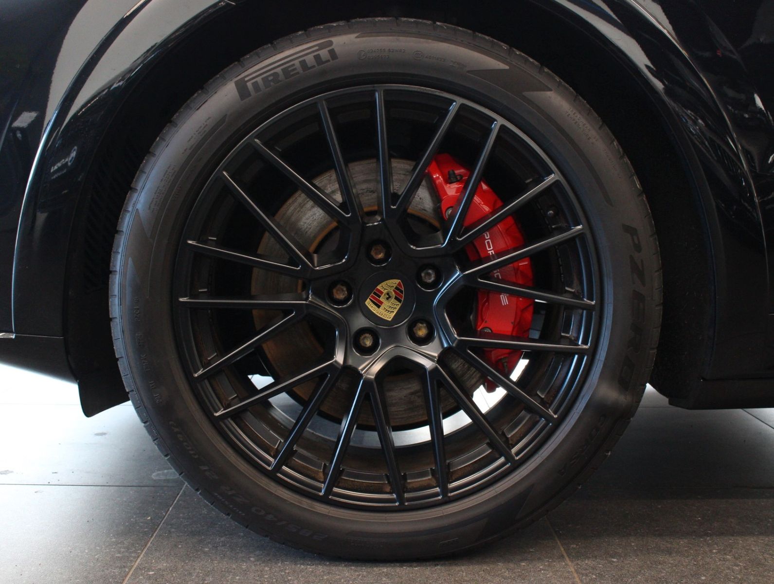 Fahrzeugabbildung Porsche Cayenne GTS*Soft Close*Hud*PNRM
