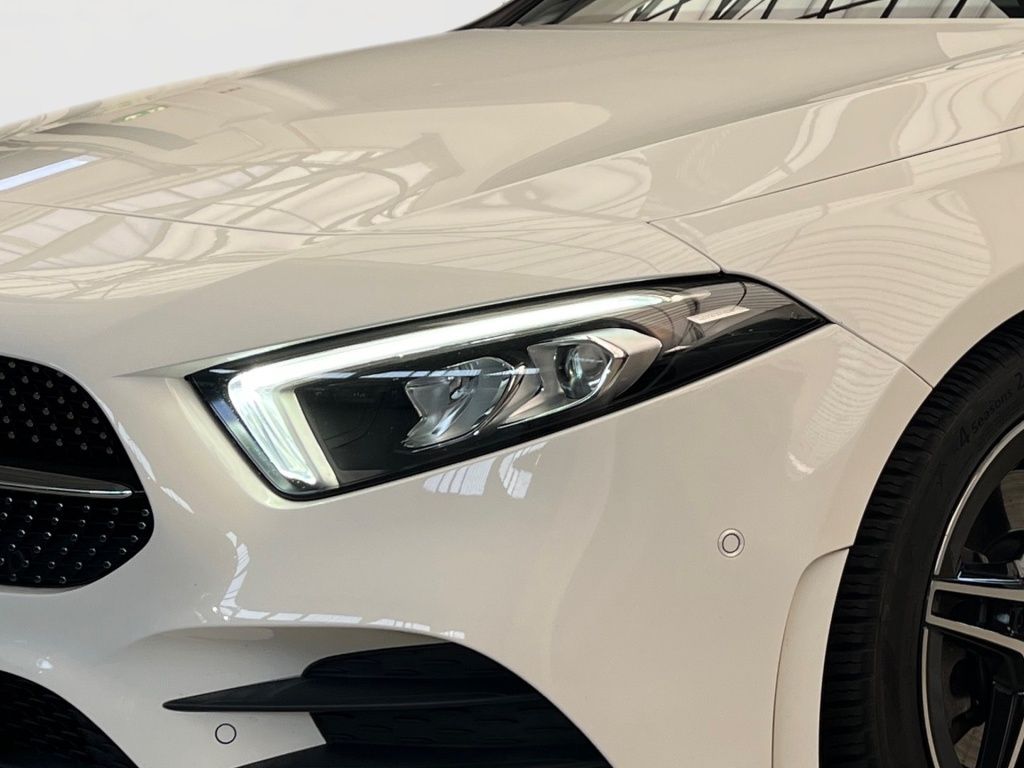 Fahrzeugabbildung Mercedes-Benz A 250 AMG Night Navi LED Tempomat KeyLess Ambie.