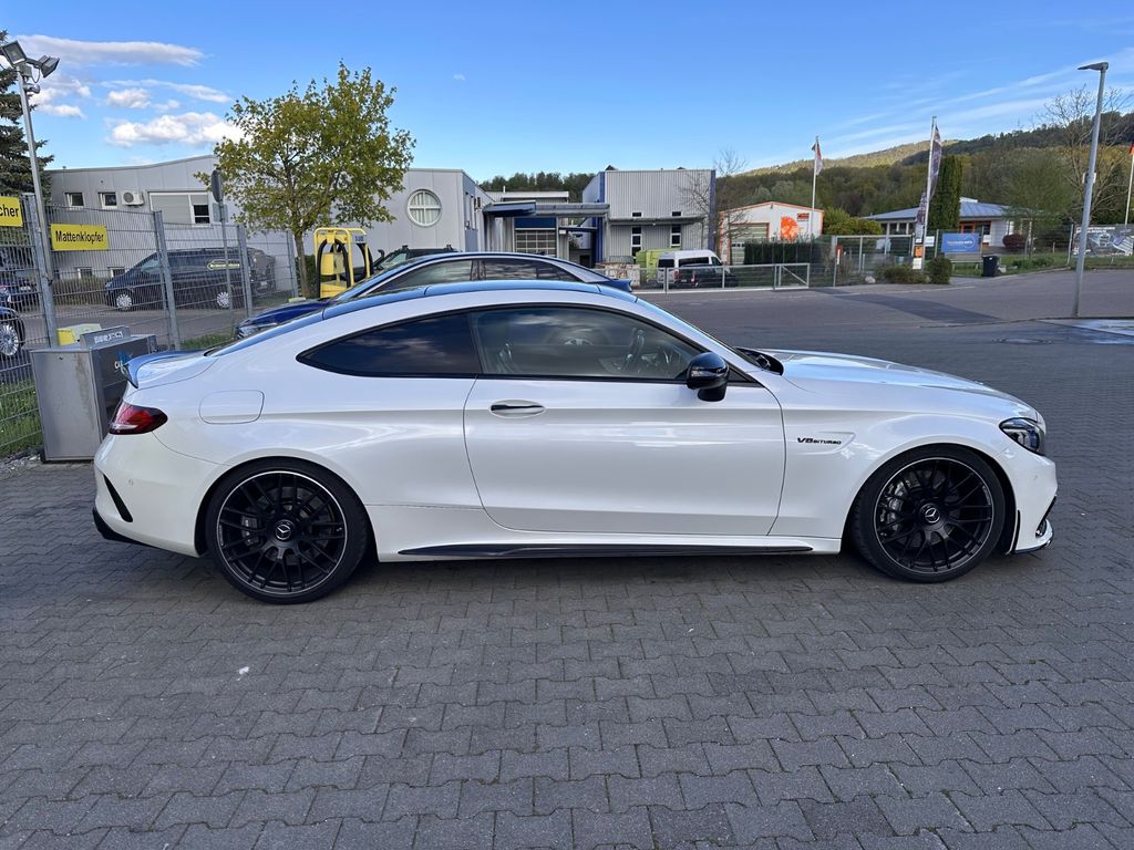 Image of Mercedes-Benz C 63 AMG