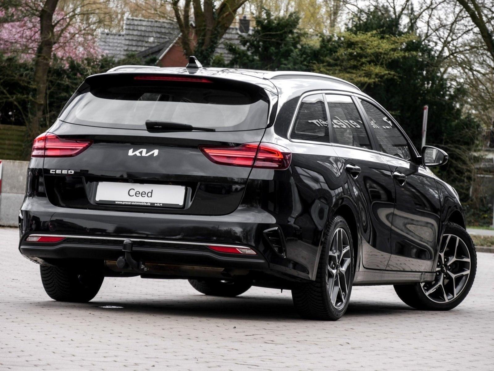 Kia Ceed 1.5 T-GDI Spirit ACC AHK RFK NAVI LED DAB