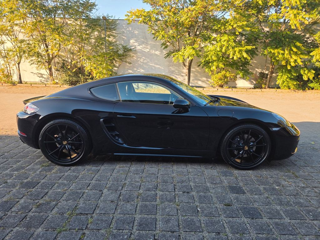 Image of Porsche Cayman
