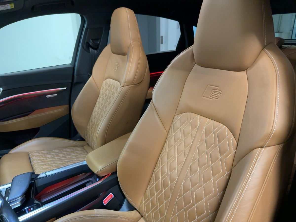 Audi e-tron - Bild 21
