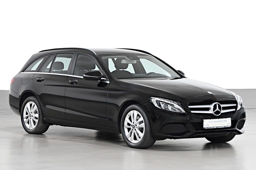 Image of Mercedes-Benz C 200