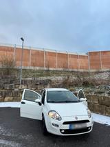 Fiat Punto (Typ 199); Gepflegt, TÜV bis 04... - Fiat Punto von privat
