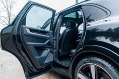 PORSCHE Cayenne S/ 1. HD./ LUFT/ BURMESTER/ INNODRIVE PORSCHE Cayenne S/ 1. HD./ LUFT/ BURMESTER/ INNODRIVE