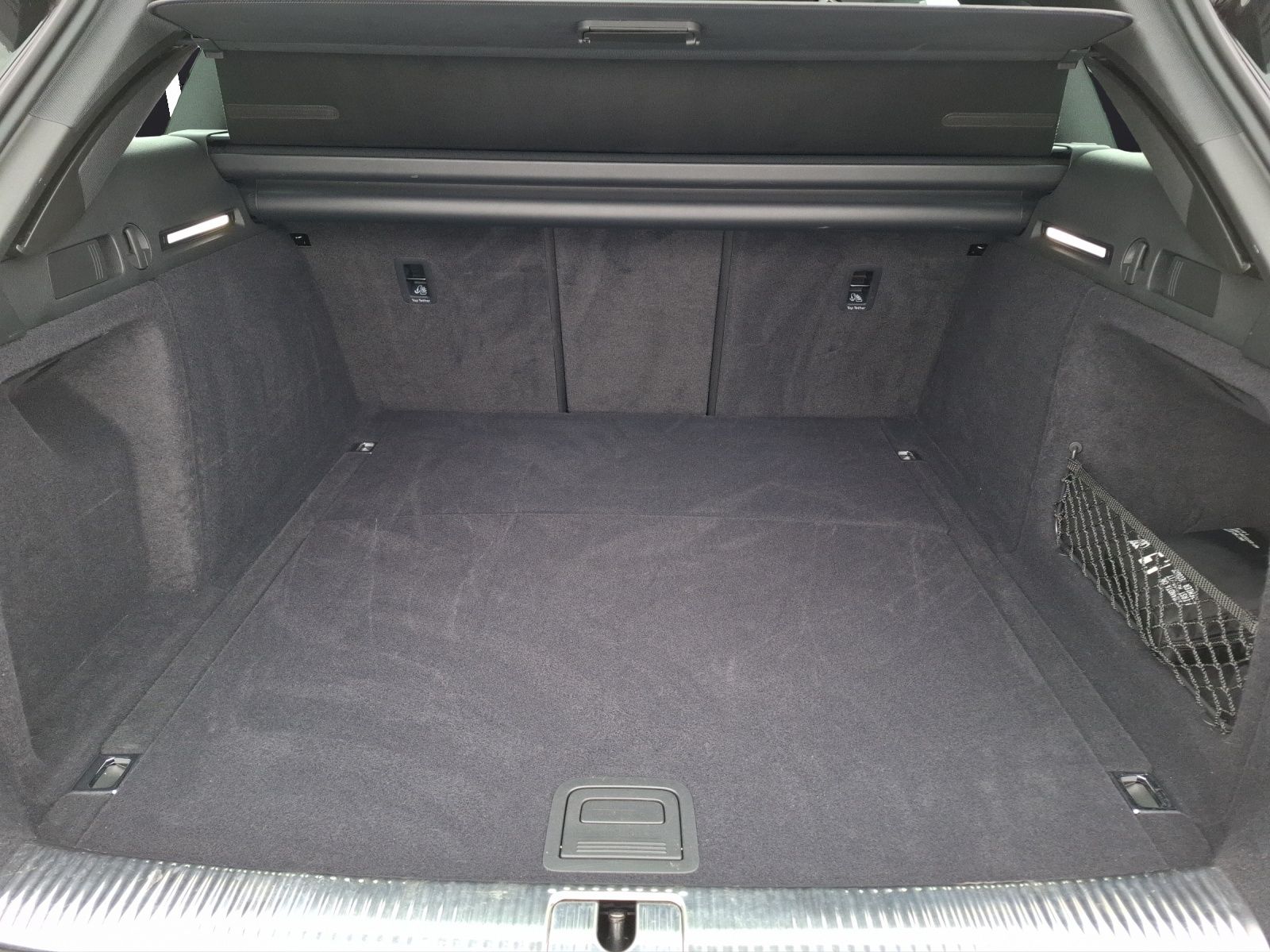 Fahrzeugabbildung Audi A4 Avant 40 TDI advanced quattro S-tronic LED AH