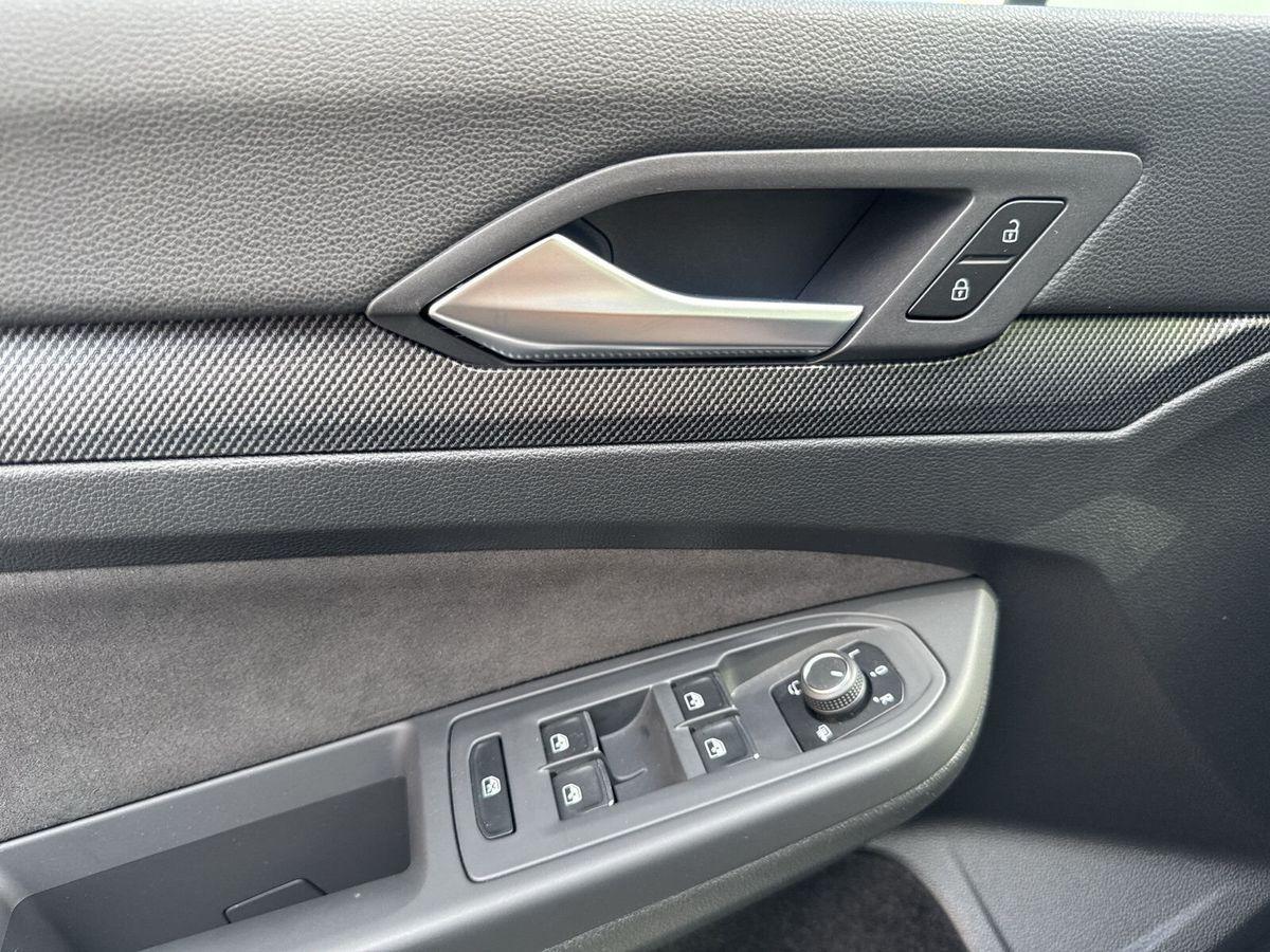 Volkswagen Golf 1.5 eTSI R-Line DSG Multimedia+Lenk/SHZ+R-K, миниатюра 19
