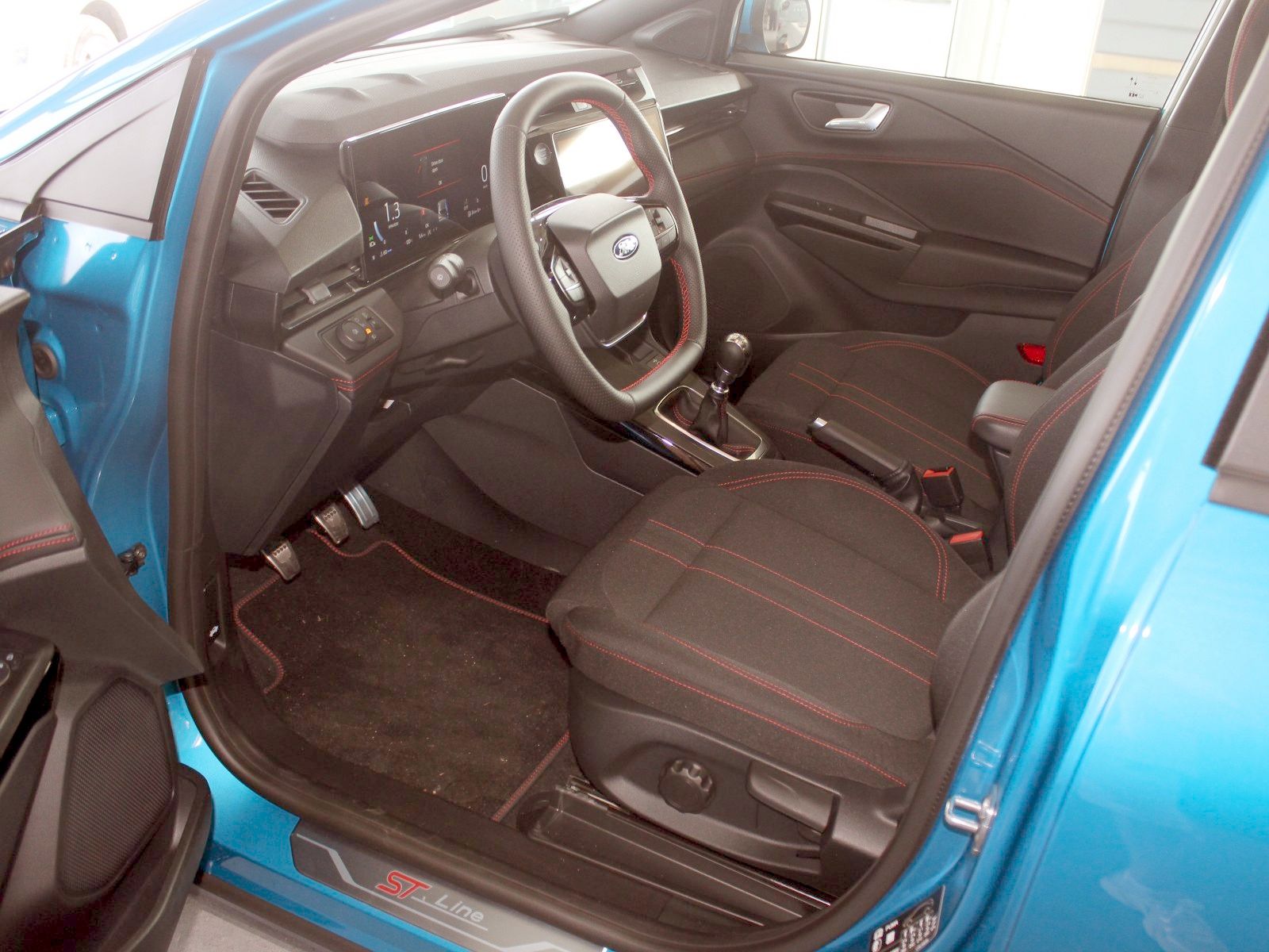 Fahrzeugabbildung Ford Puma ST-Line