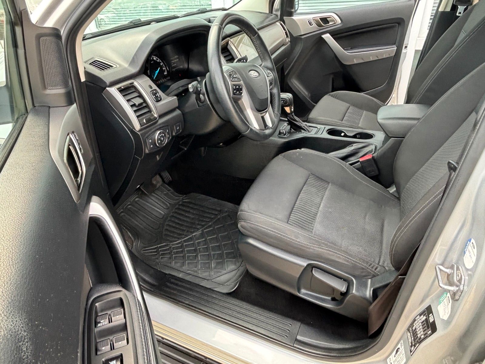 Ford Ranger XLT Doppelkabine 4x4 NAV*AHK*TEMP*SPURHAL foto 17
