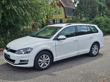 Volkswagen Golf - 2