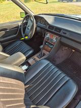 Mercedes-Benz W124 230E H-Zul. Mopf0 Top Zustand HU NEU - Mercedes-Benz 230: 230e W124