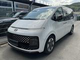 Hyundai Staria Signature 7-Sitzer Leder 360Cam BOSE Pano - Hyundai STARIA mit Schiebedach
