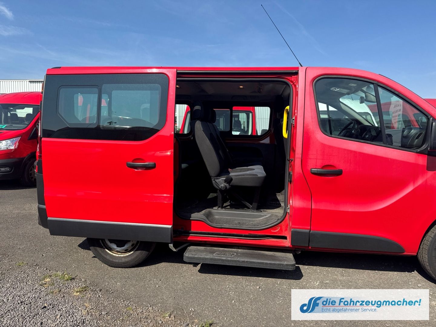 Fahrzeugabbildung Opel Vivaro B Kombi Combi 9Si. L1H1 2,7t *2673 *EXPOR