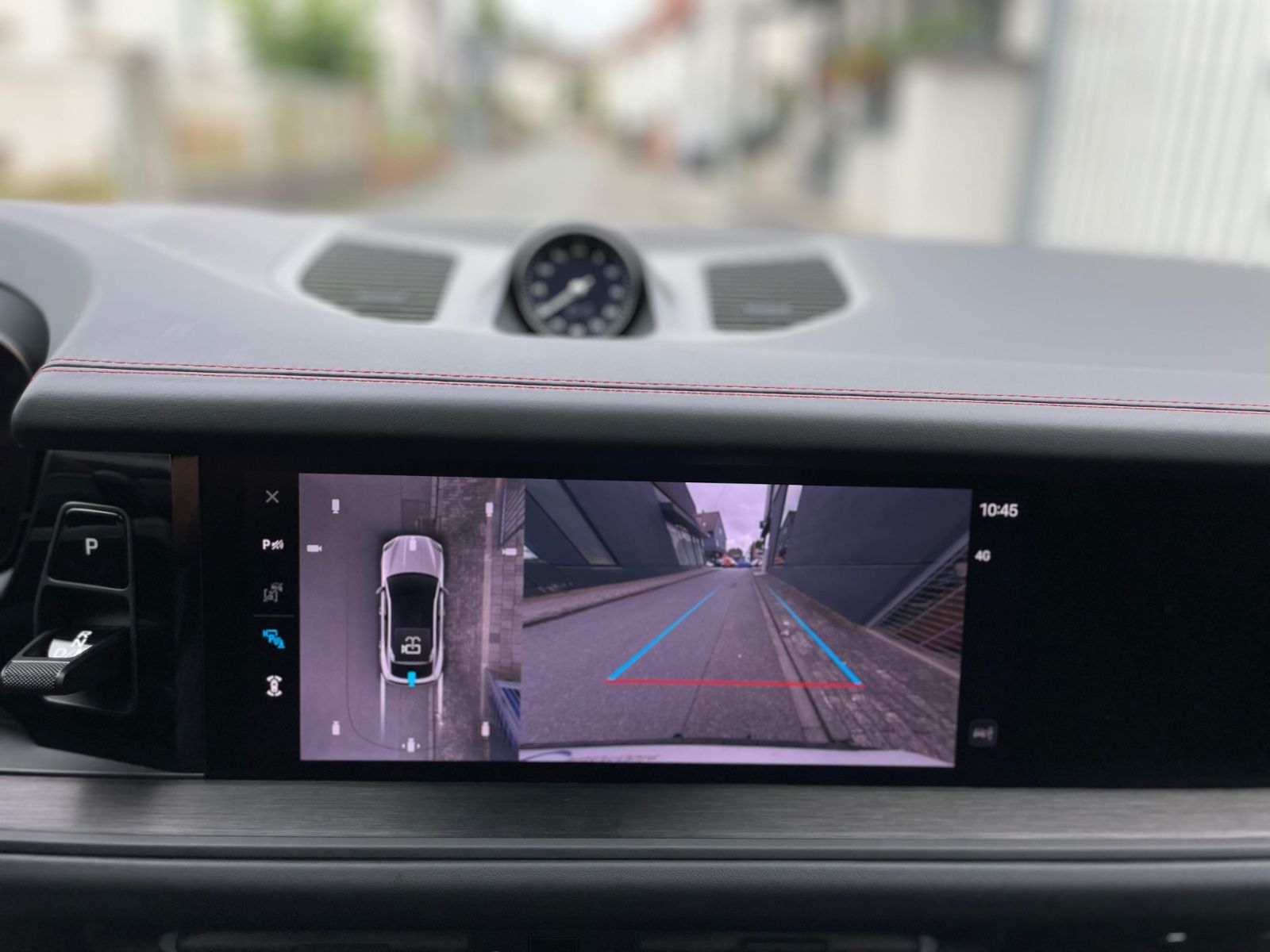 Fahrzeugabbildung Porsche Cayenne GTS Coupé |HUD|ACC|360°|3.Disp|Sportdesi