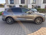 Volkswagen Touareg 3.0 TDI R-LINE BLACK 286PS IQ MATRIX LED - Volkswagen Touareg in Essen
