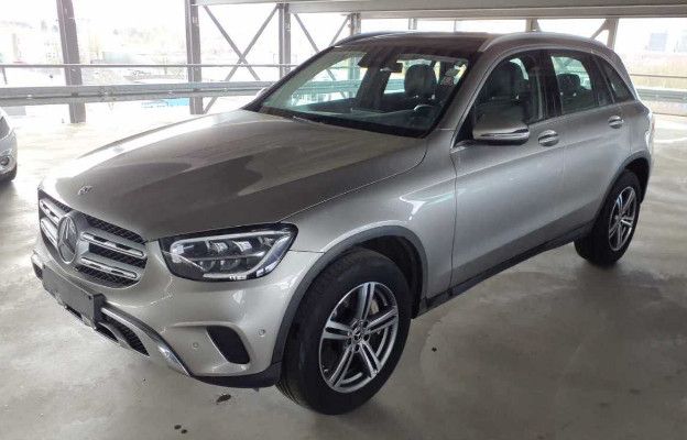 Mercedes-Benz GLC 300 e 4M*PANO*WIDE*AHK*KAM*AMG INT*MOD 2022*