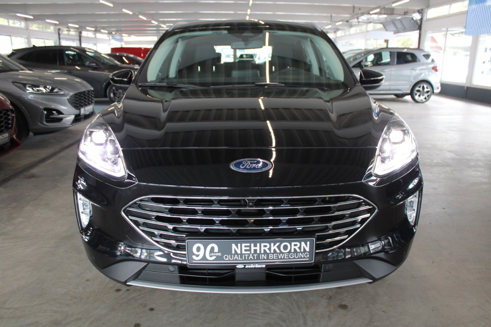 Fahrzeugabbildung Ford Kuga PHEV Titanium X AHK LED HUD 2xCam WinterP.