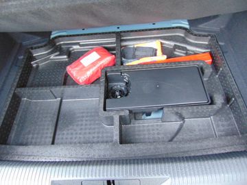 Bild 12 Peugeot 308 Allure