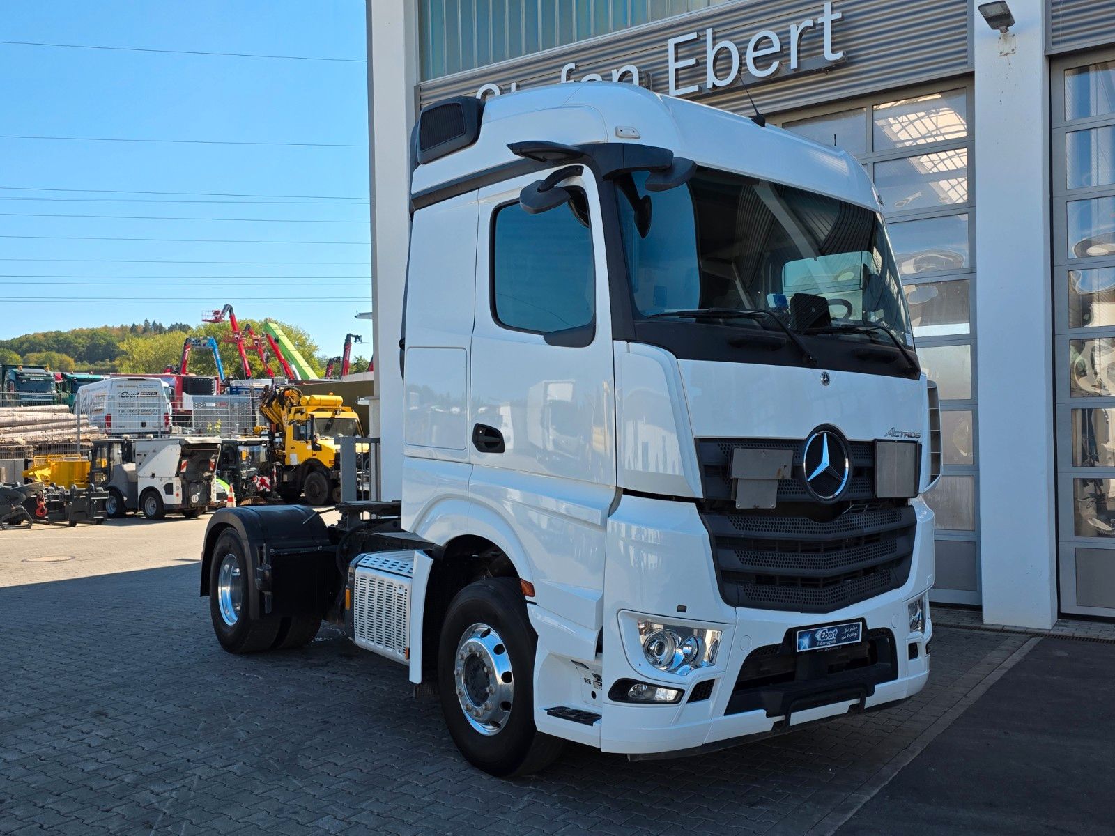 Fahrzeugabbildung Mercedes-Benz Actros 1846 LS Hydraulik, ADR, 2 x Nebenantrieb