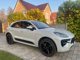 Porsche Macan S - Porsche Gebrauchtwagen in Lübeck