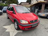 Opel Zafira 1.8 16V Executive - Opel Zafira Gebrauchtwagen in Leipzig