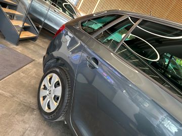 Skoda Rapid*KLIMAAUTO*SZHZ*CARPLAY*NAVI*TEMPO*TÜV0927
