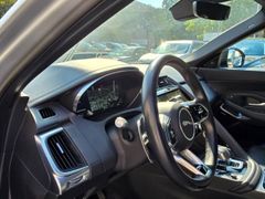 Fahrzeugabbildung E-Pace SE AWD D165 Mild-Hybrid EU6d