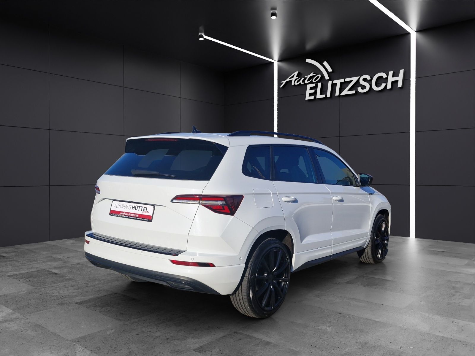 Fahrzeugabbildung SKODA Karoq TDI Sportline 4x4 Matrix PANO ACC Kamera36