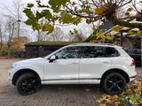 Volkswagen Touareg 3.0 V6 Executive Edition TDI SCR - Volkswagen Touareg: Executive Edition