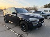 BMW X5 M50 M50d // 7 SITZER - BMW X5 M50 aus 2016