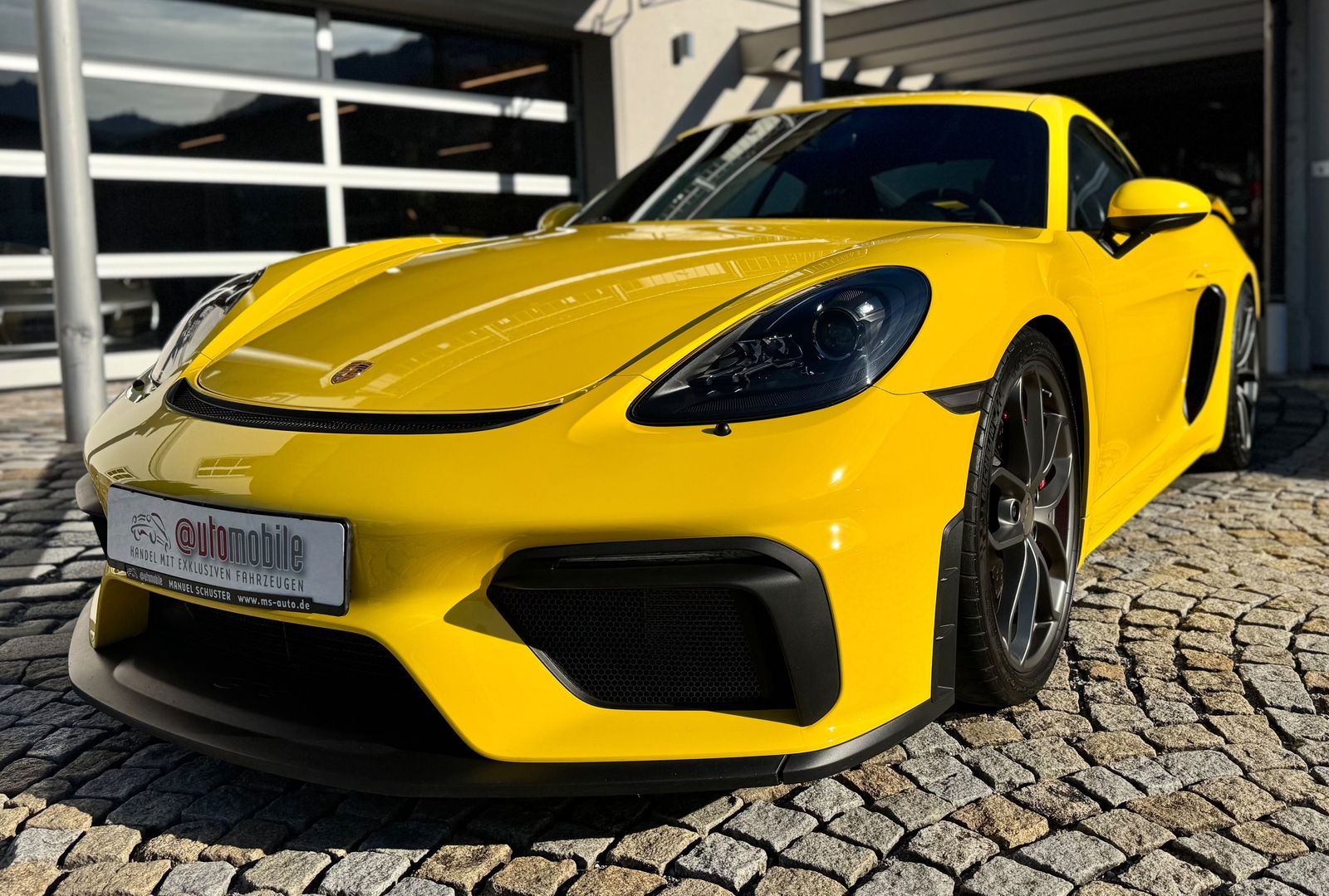 2021 Porsche Cayman
