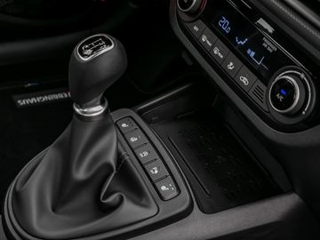 Hyundai i10 1.0 Trend Kamera Navi Spurhalteassistent