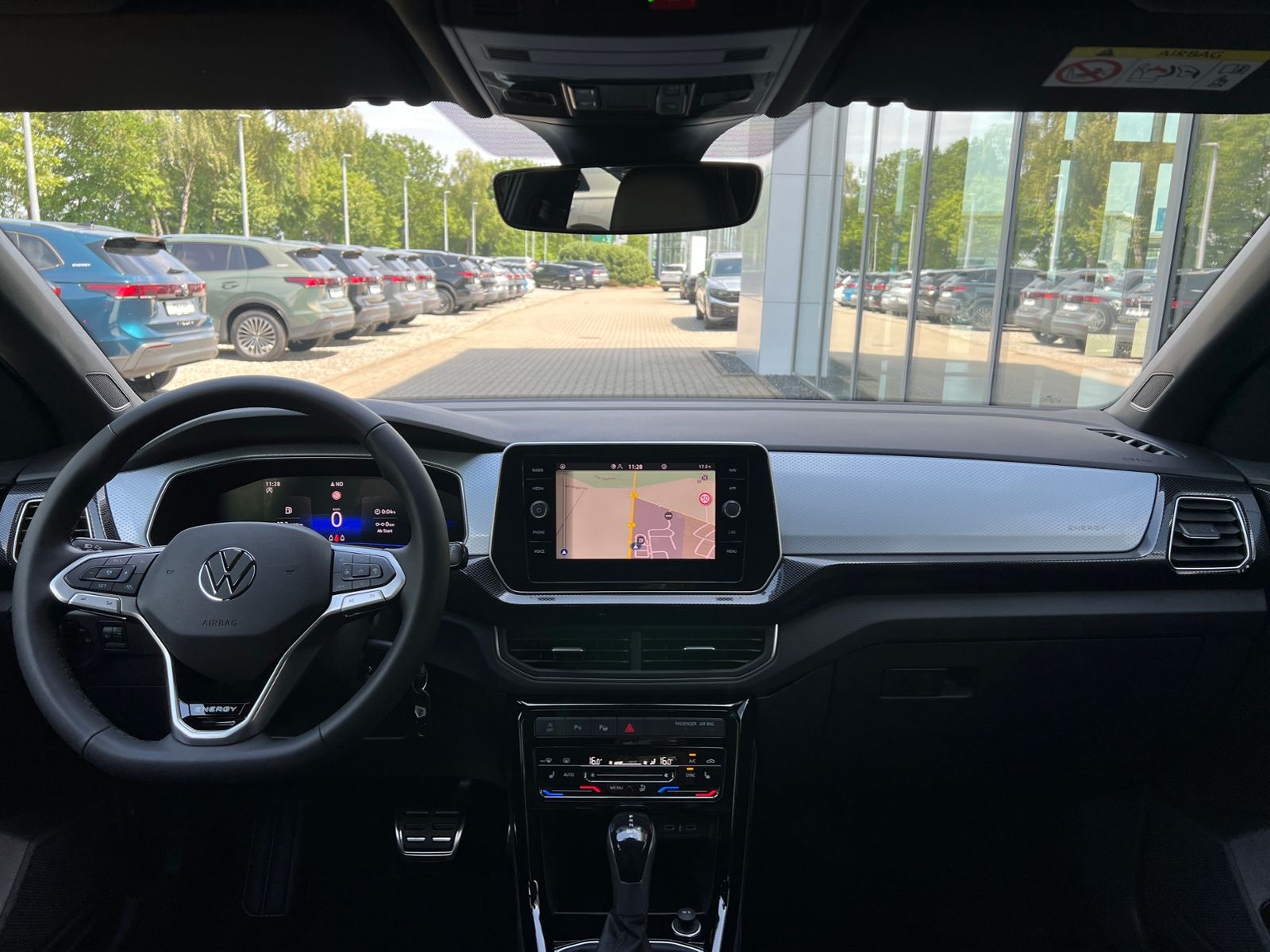 Fahrzeugabbildung Volkswagen T-Cross ENERGY 1.0 TSI DSG *AHK,Side Assist,Navi