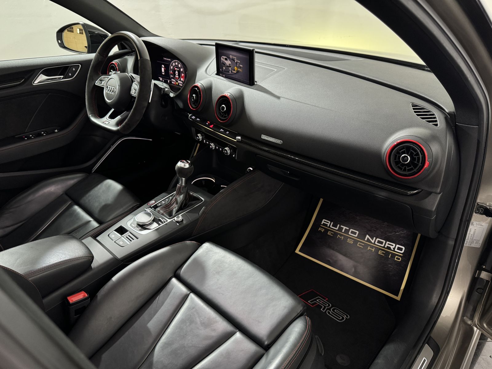 Audi RS3 foto 19