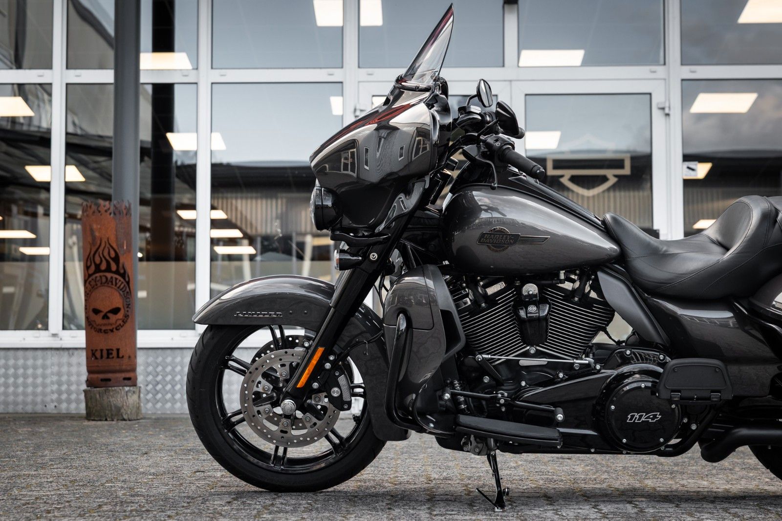 Fahrzeugabbildung Harley-Davidson Ultra Limited FLHTK - Screaming Eagle -