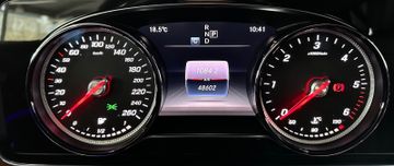 Fahrzeugabbildung Mercedes-Benz E 220d 4Matic Kamera Navi Sitzh Stop&Go Garantie