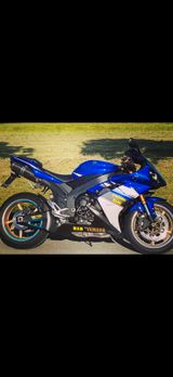 Yamaha R1 RN-19 -Top gepflegt-